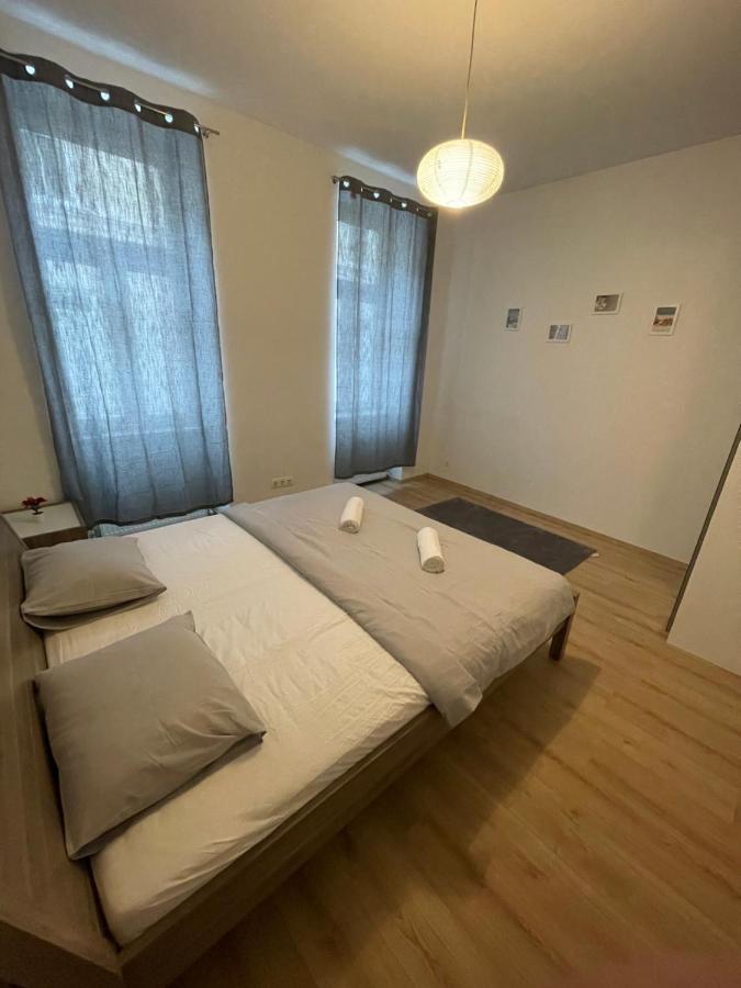 Cozy 8-Person Home In Vienna Located At Haberlgasse 82 N1 Exterior foto